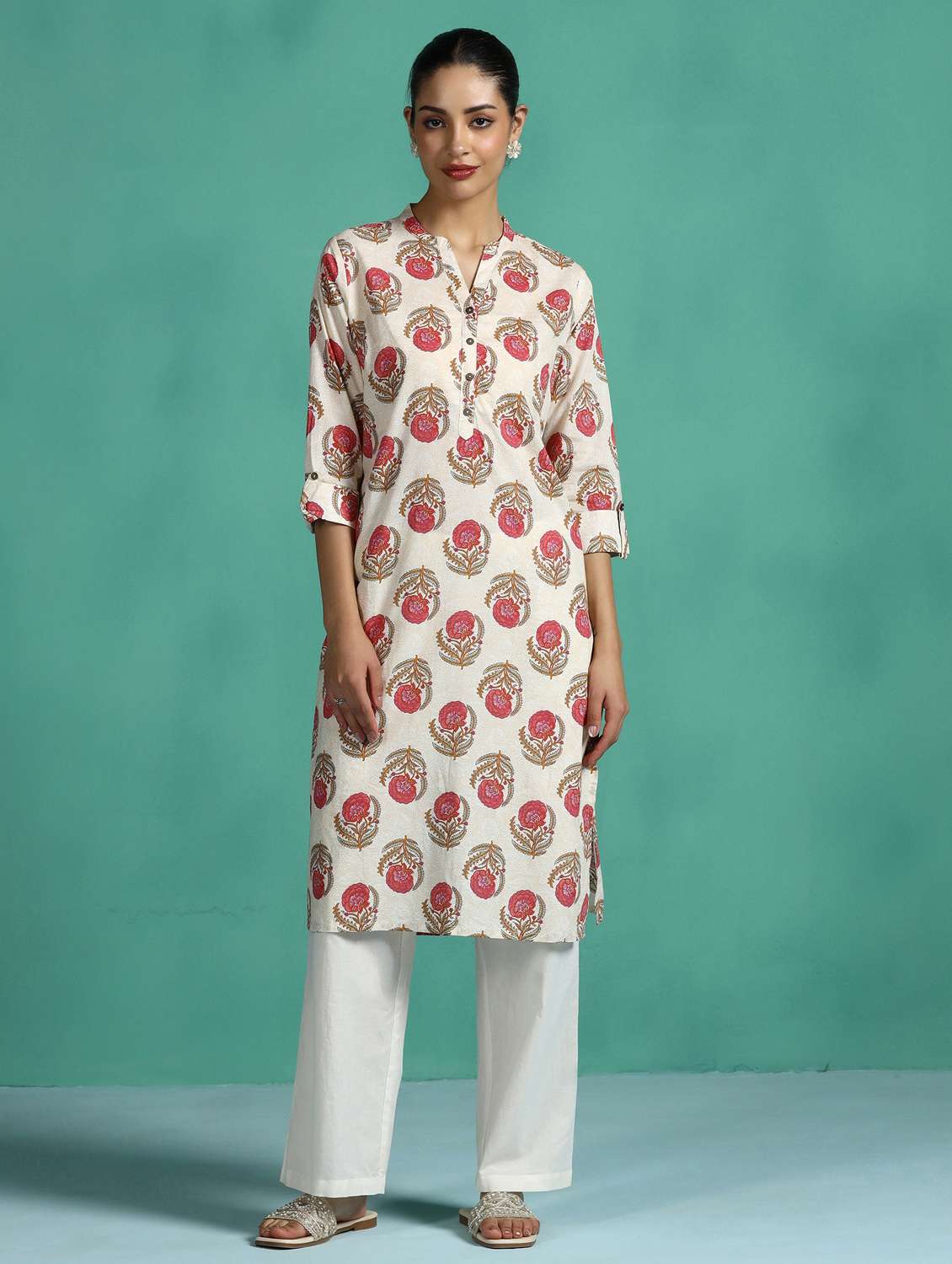women floral printed three quarter sleeve straight kurta - 22502061 -  Standard Image - 2