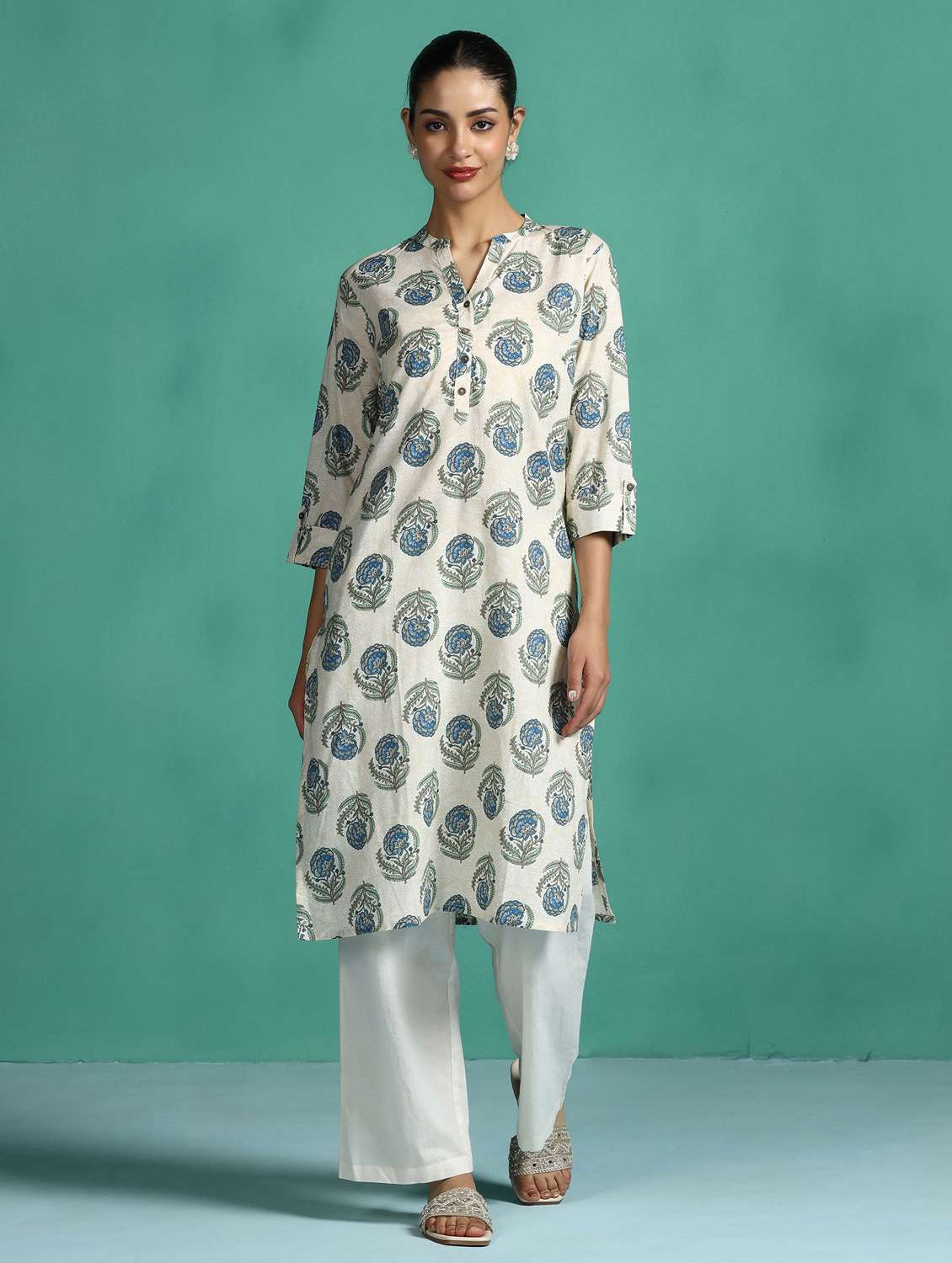women floral printed three quarter sleeve straight kurta - 22502062 -  Standard Image - 2