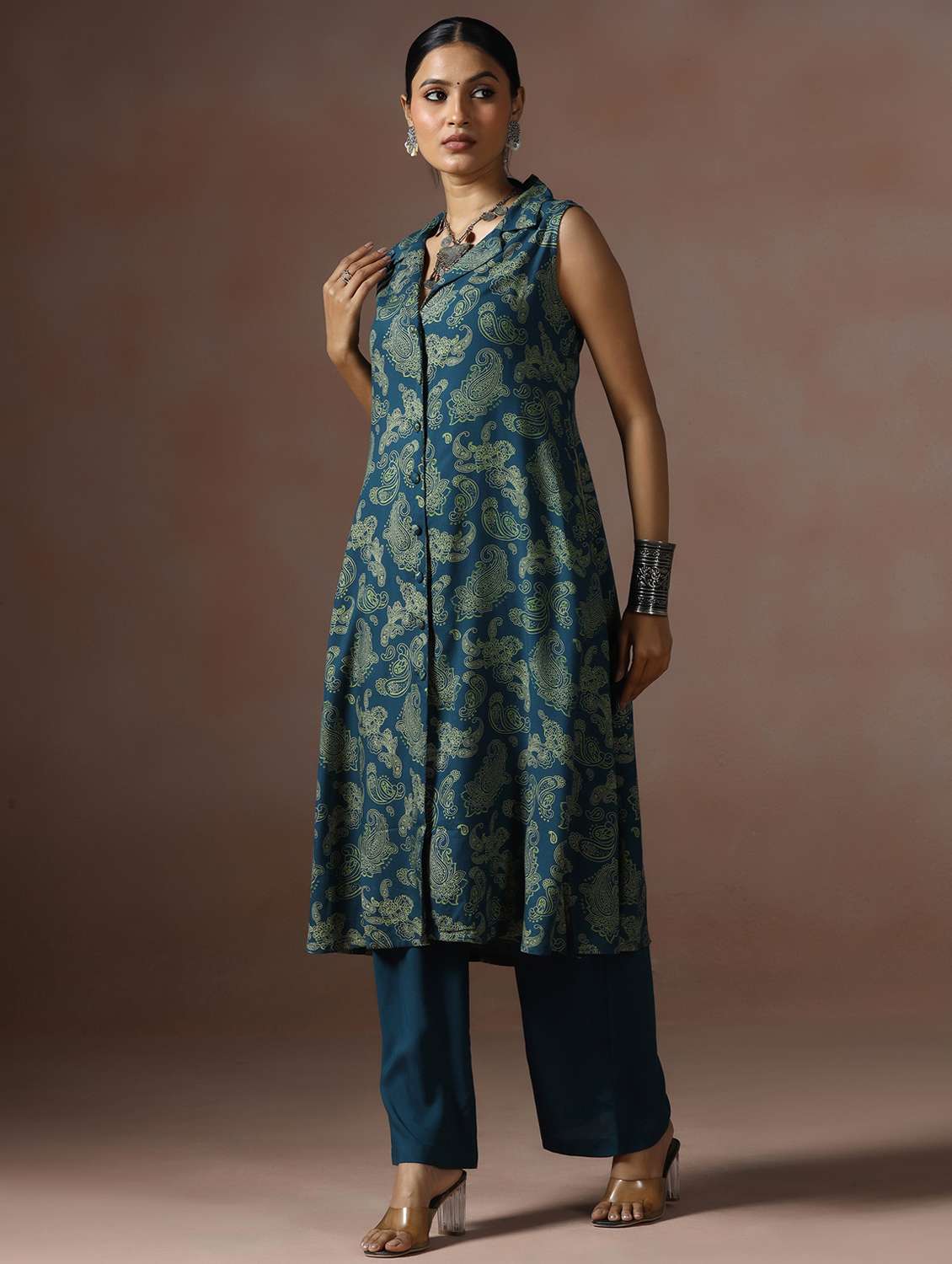 women printed sleeveless kurta pant set - 22502097 -  Standard Image - 2