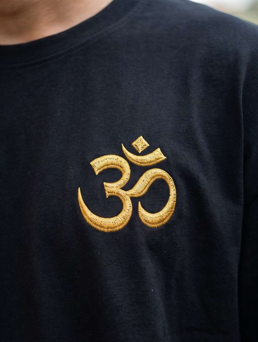 men embroidered short sleeve oversized t-shirt - 22502569 -  Standard Image - 2