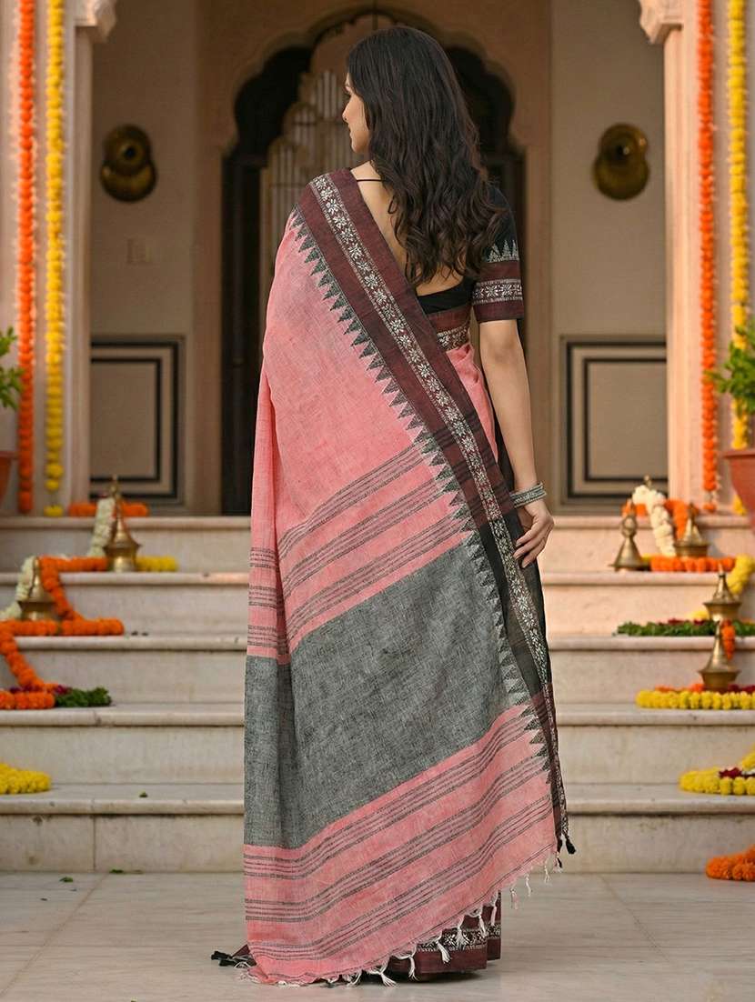 women solid with bordered handloom saree with blouse - 22502590 -  Standard Image - 2