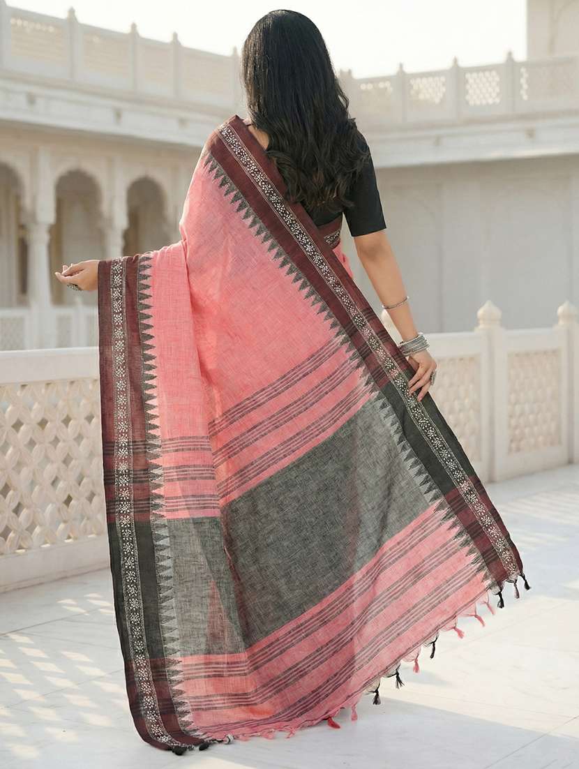 women solid with bordered handloom saree with blouse - 22502592 -  Standard Image - 2