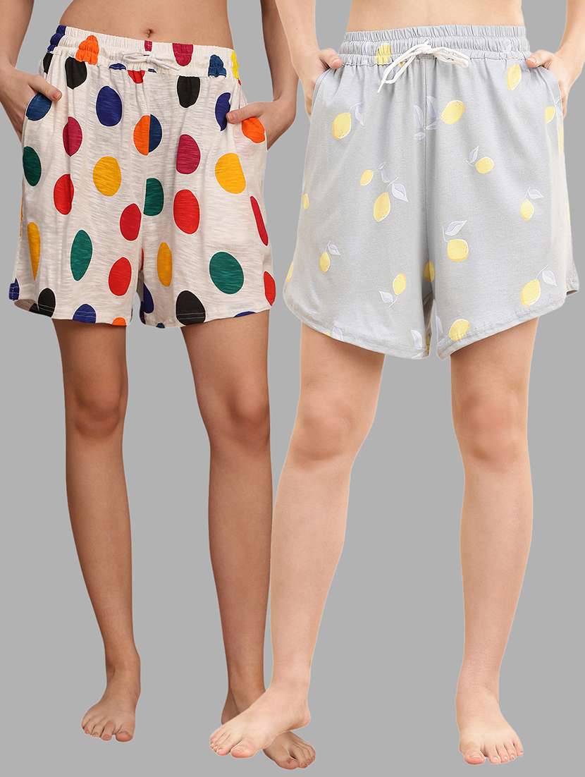 women pack of 2 printed mid rise shorts 