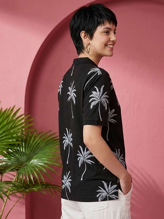 women printed short sleeves polo neck t-shirt - 22502847 -  Standard Image - 2