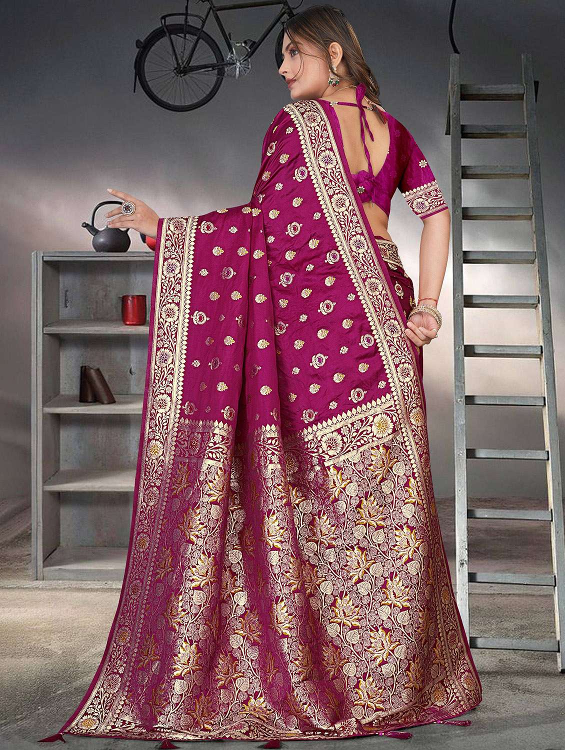 Women Self Design Banarasi Saree With Blouse - 22502909 -  Standard Image - 2