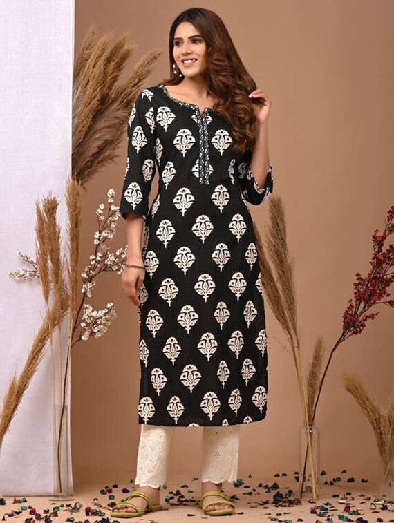women printed three quarter sleeve straight kurta