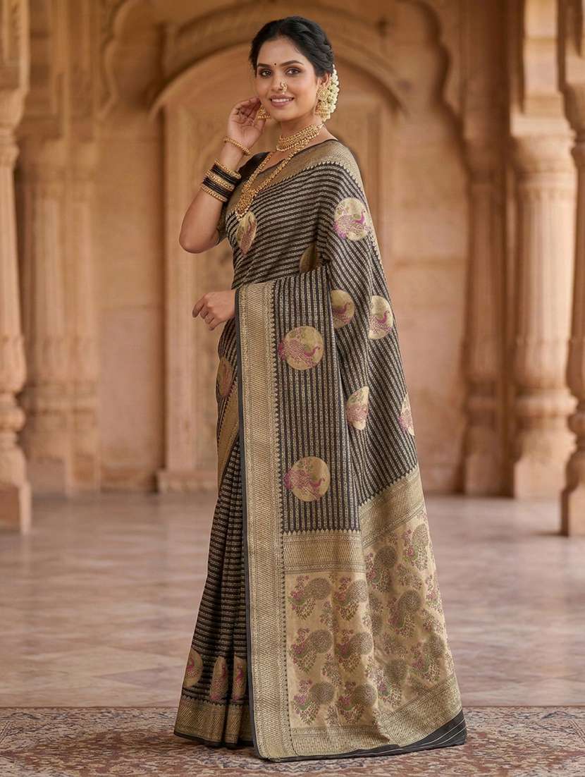 women self design banarasi saree with blouse - 22502997 -  Standard Image - 2