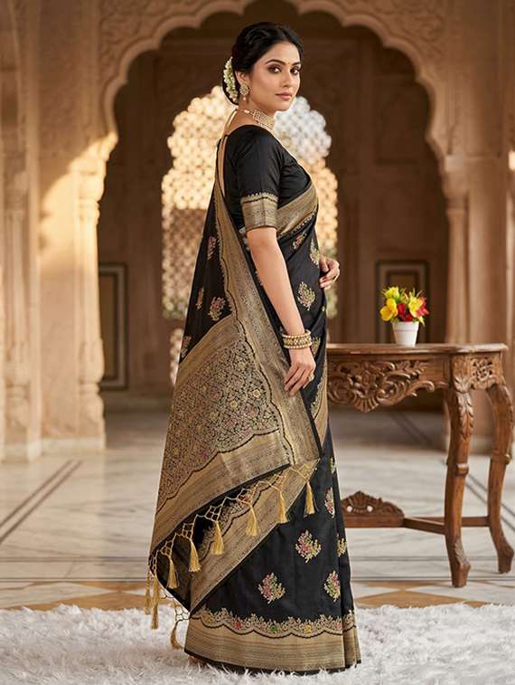 women self design banarasi saree with blouse - 22503007 -  Standard Image - 2