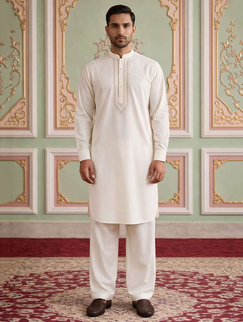 men embroidered long sleeve pathani set