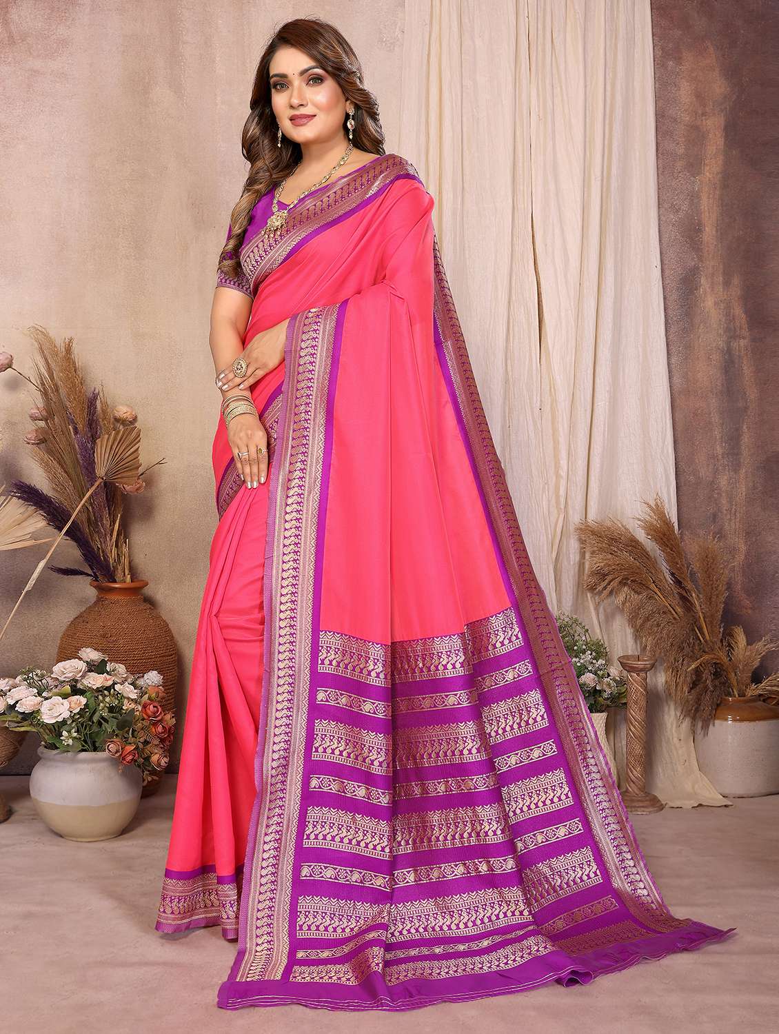 women solid with bordered saree with blouse - 22503209 -  Standard Image - 2