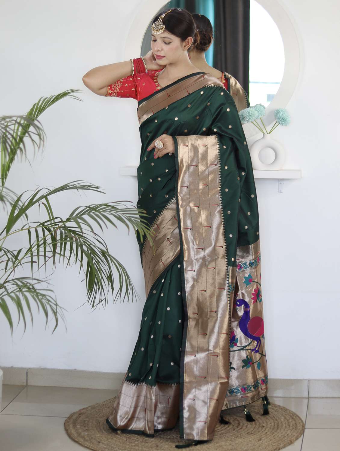 women self design paithani saree with blouse - 22503233 -  Standard Image - 2