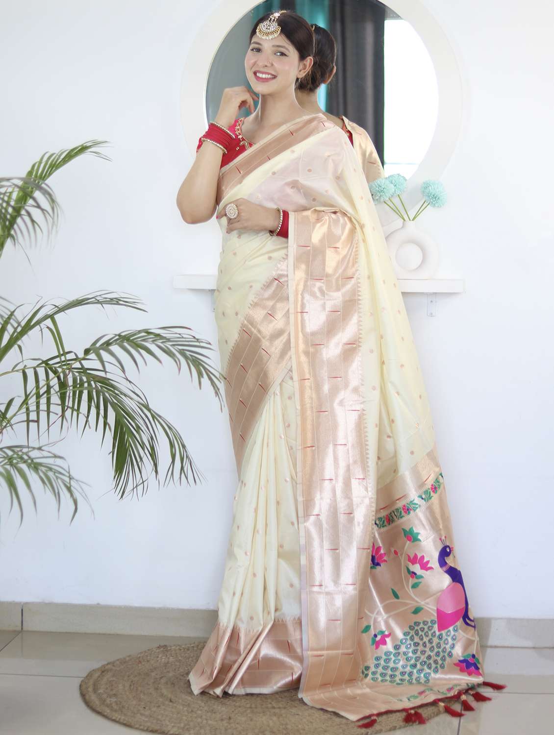 women self design paithani saree with blouse - 22503235 -  Standard Image - 2