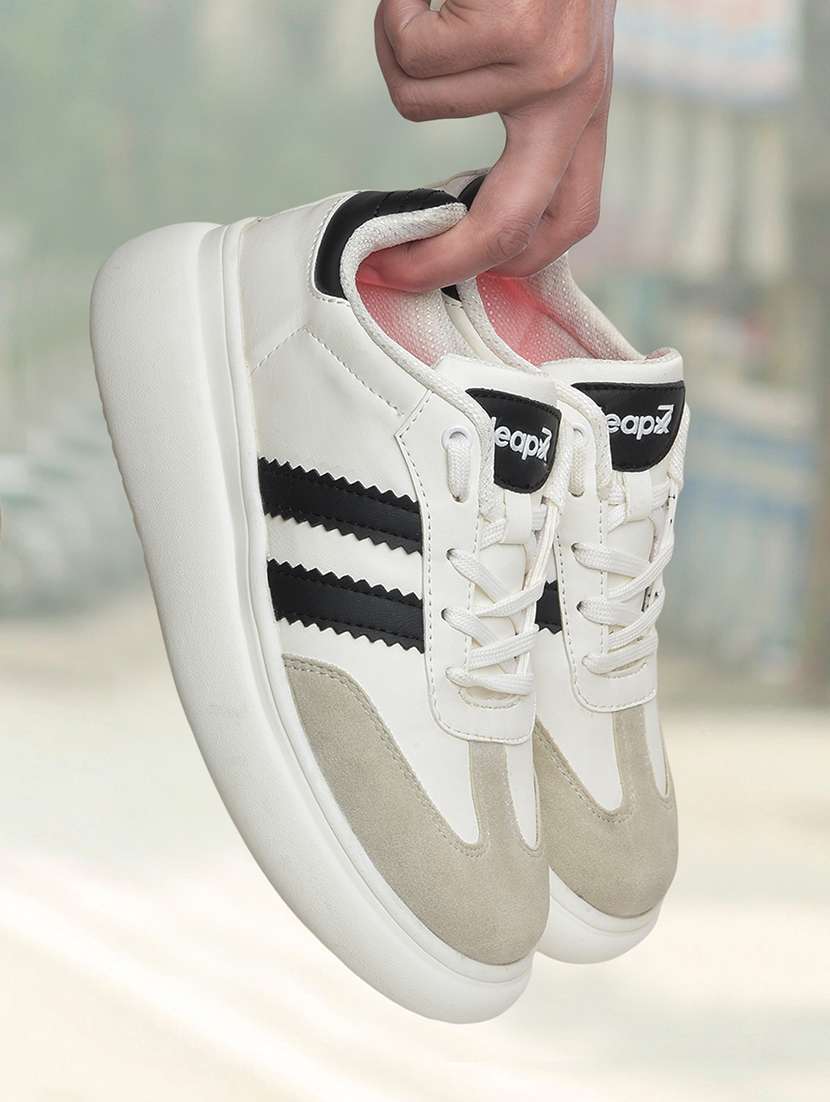 women colourblocked lace up sneakers