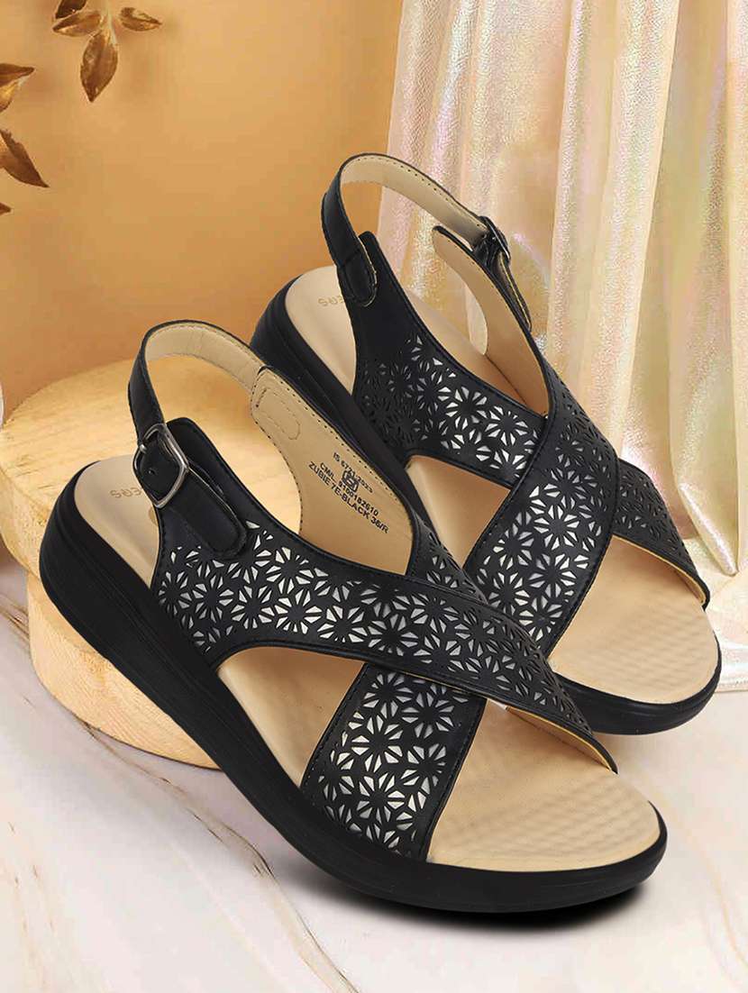 women cut work back strap sandal