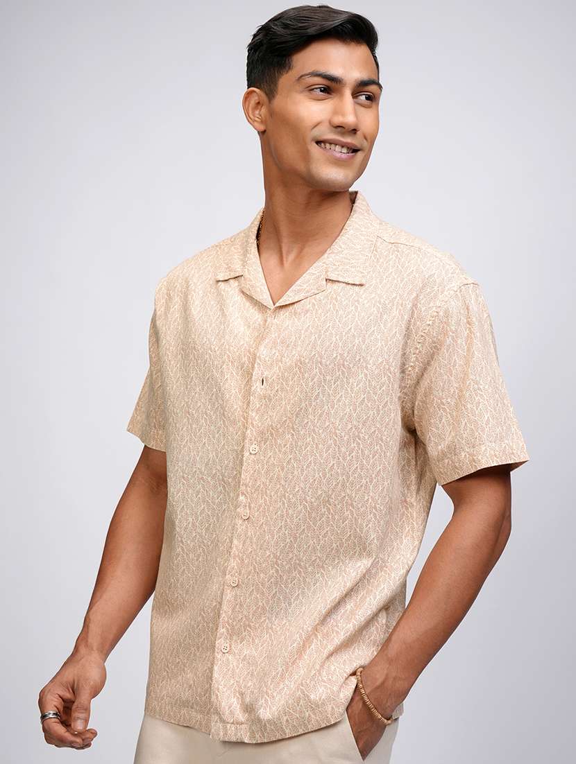 men printed short sleeve regular fit casual shirt - 22504409 -  Standard Image - 2