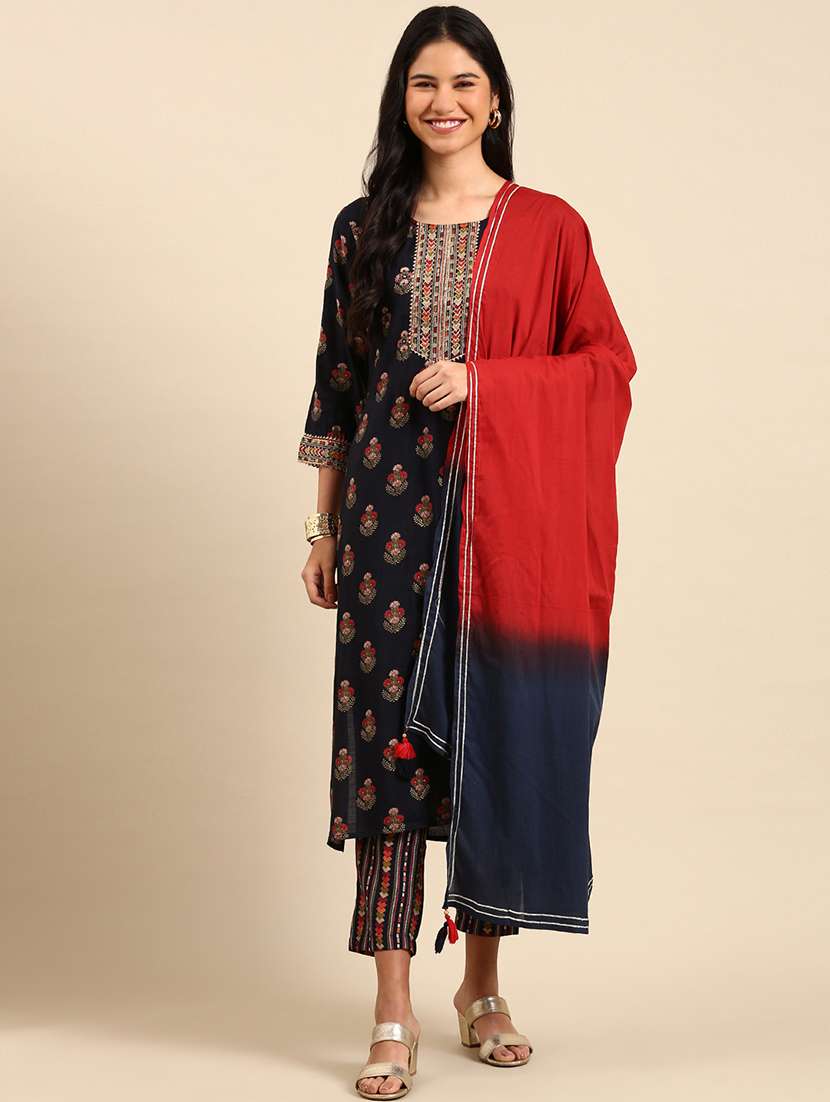 Women Printed Round Neck Kurta And Pant Set With Dupatta - 22504858 -  Standard Image - 2