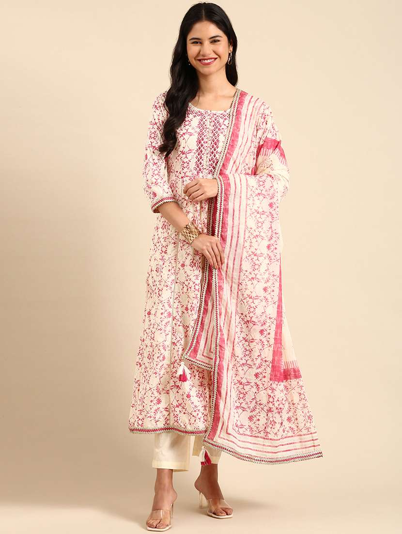 Women Printed Round Neck Kurta And Pant Set With Dupatta - 22504884 -  Standard Image - 2