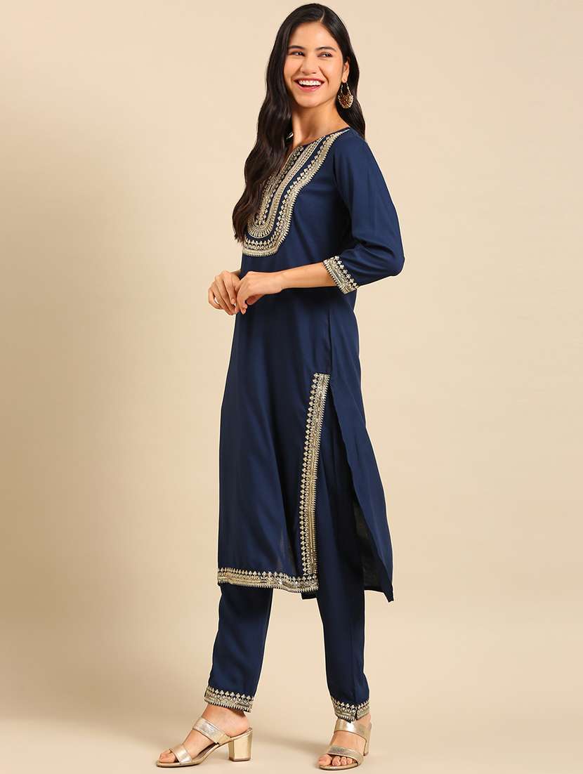 Women Embroidered Notch Neck Kurta And Pant Set With Dupatta - 22504886 -  Standard Image - 2