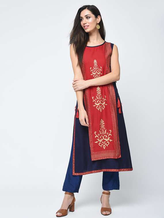 women gold printed sleeveless layered kurta