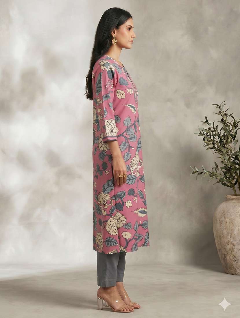 women floral three quarter sleeve a-line kurta - 22504949 -  Standard Image - 2
