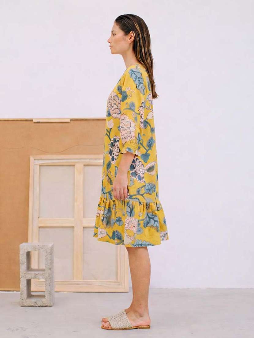 women printed v neck three quarter sleeves tiered dress - 22504956 -  Standard Image - 2
