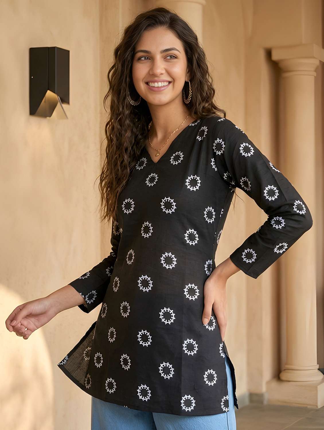 women printed halter neck ethnic top - 22505317 -  Standard Image - 2