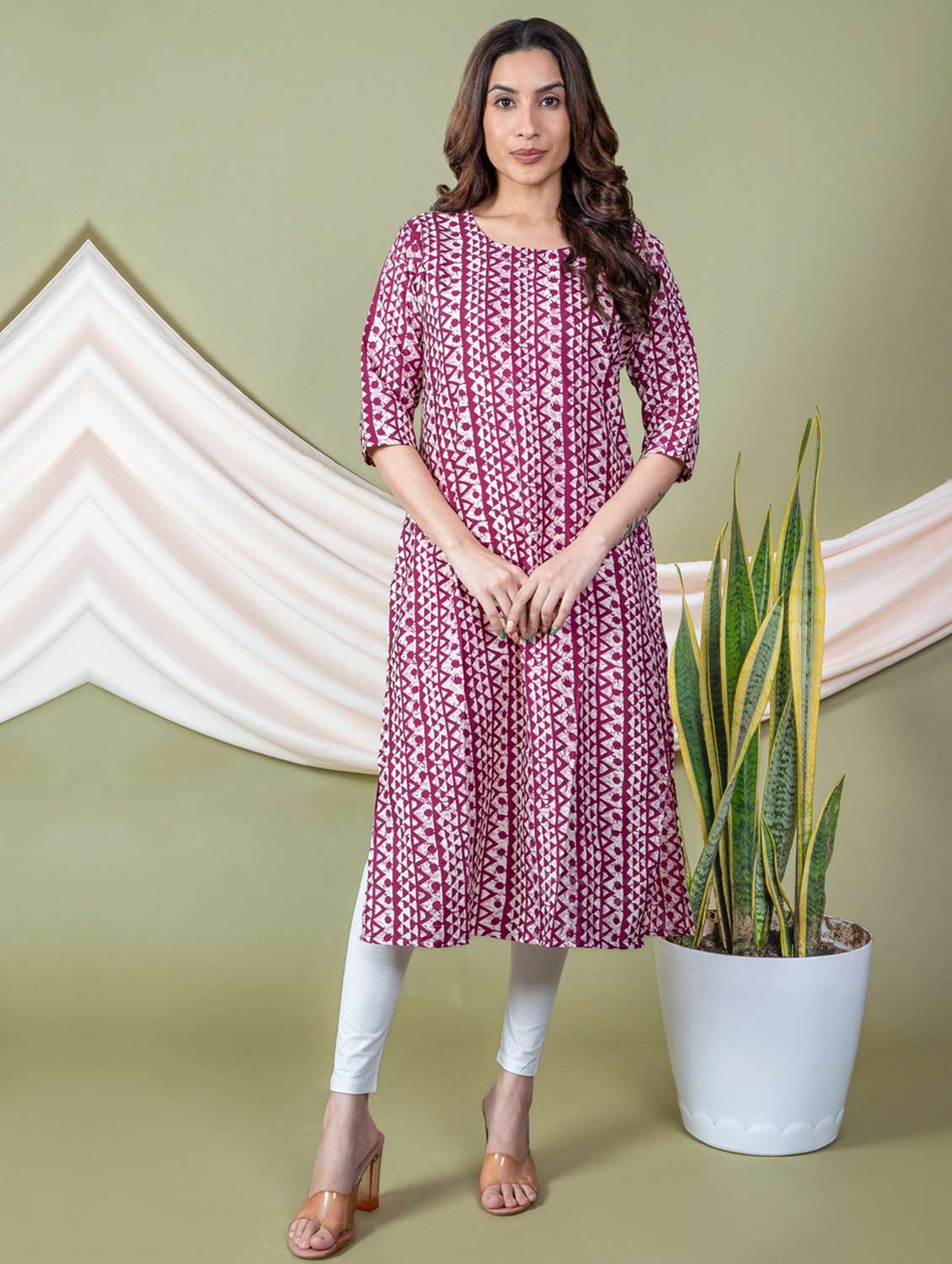 women printed round neck straight kurta - 22505352 -  Standard Image - 2