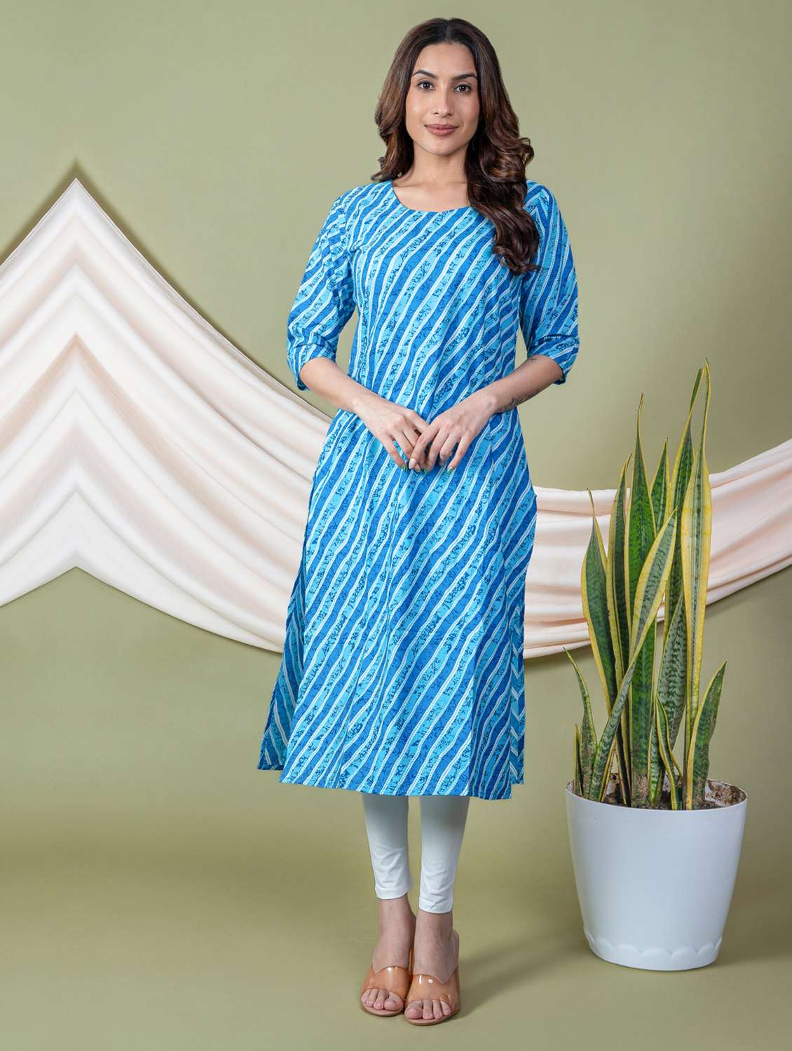 women printed round neck straight kurta - 22505358 -  Standard Image - 2