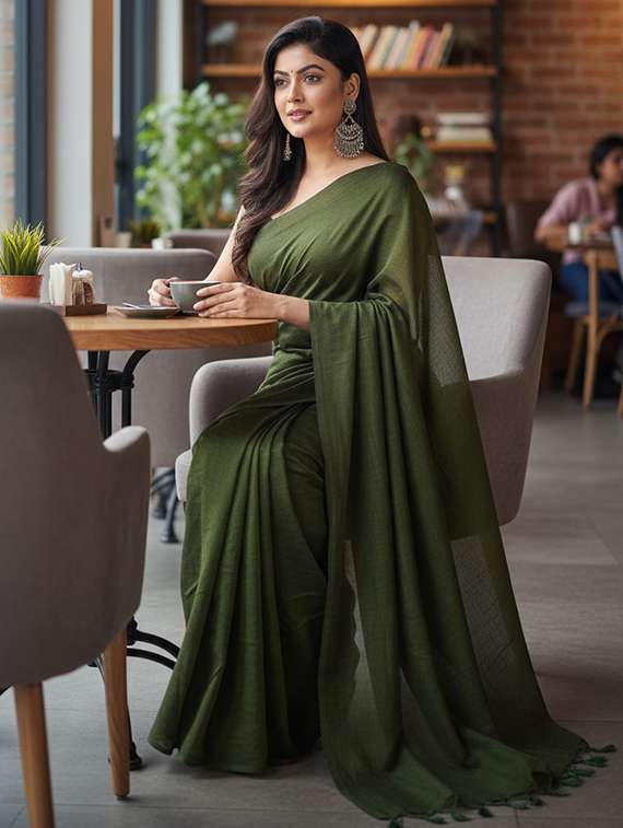 women solid handloom saree with blouse - 22505474 -  Standard Image - 2