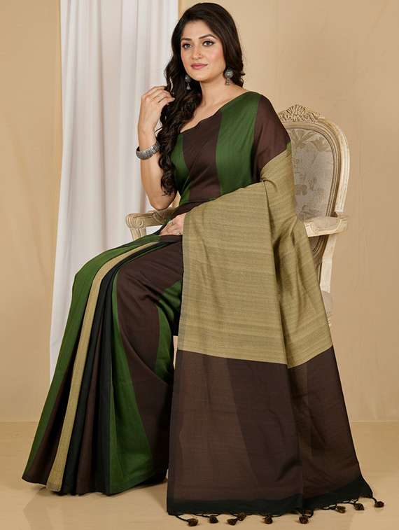 women striped handloom saree with blouse - 22505527 -  Standard Image - 2