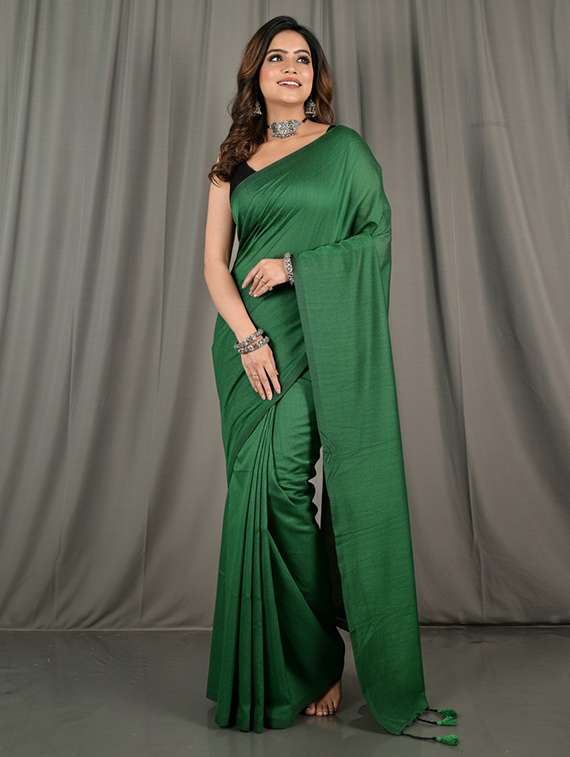women solid handloom saree with blouse - 22505534 -  Standard Image - 2