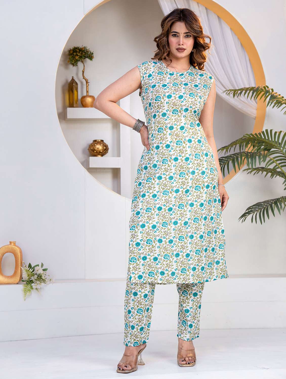 women printed sleeveless kurta pant set - 22507500 -  Standard Image - 2