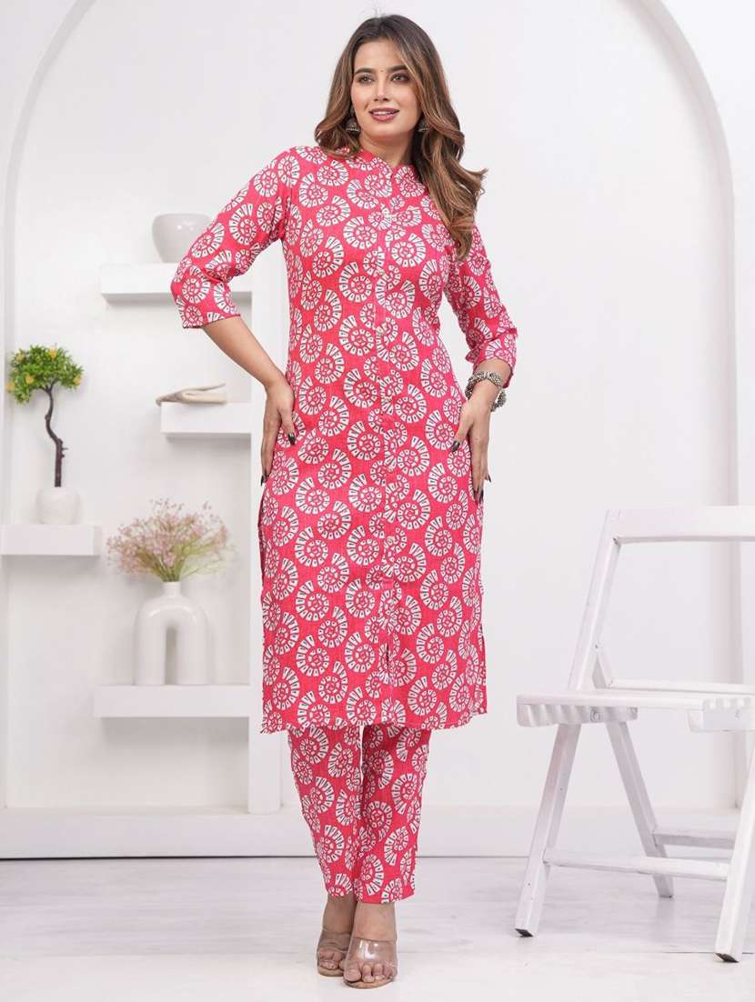 women printed three quarter sleeve kurta pant set - 22507538 -  Standard Image - 2