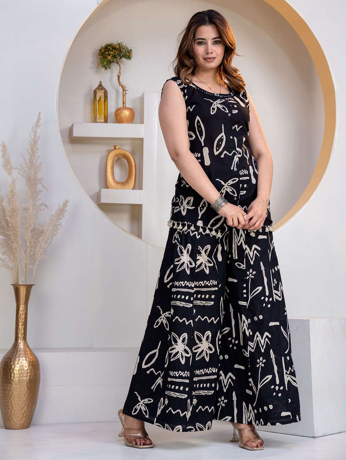 women printed sleeveless ethnic co-ord set - 22507819 -  Standard Image - 2