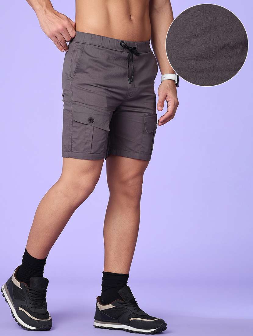 men solid mid rise regular fit cargo shorts - 22510289 -  Standard Image - 2