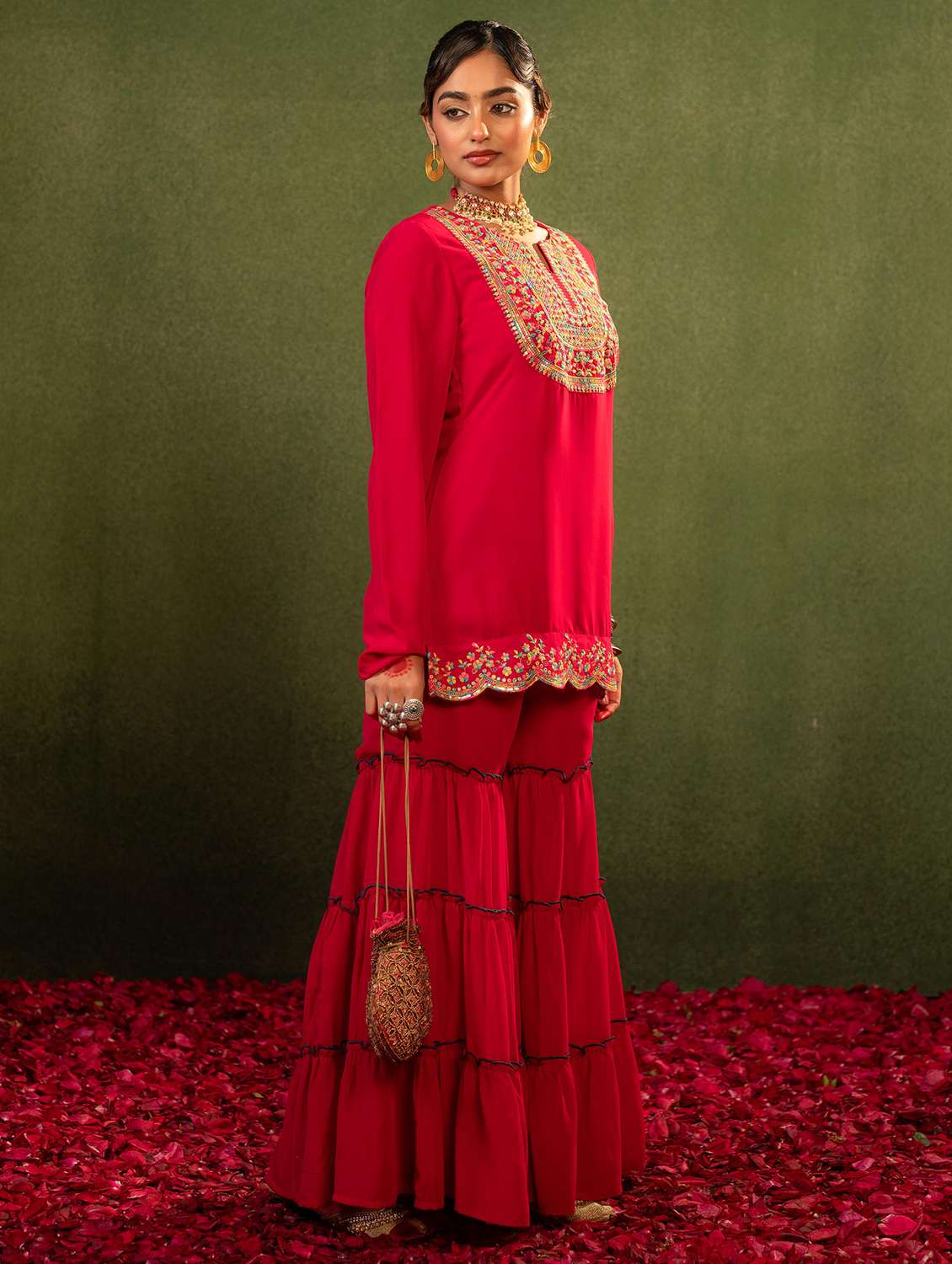 women embroidered notch neck kurta and sharara set with dupatta - 22511198 -  Standard Image - 2