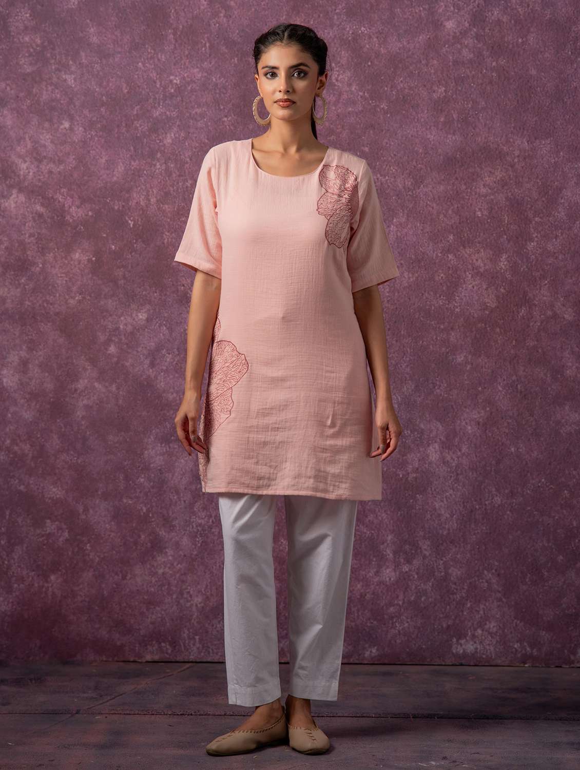 women embroidered round neck a-line kurta