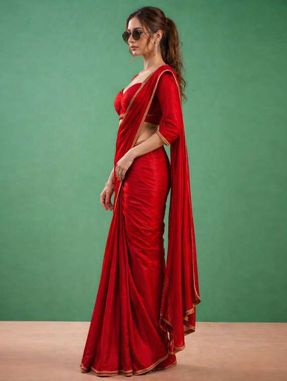 women solid with embellished bordered saree with blouse - 22511401 -  Standard Image - 2