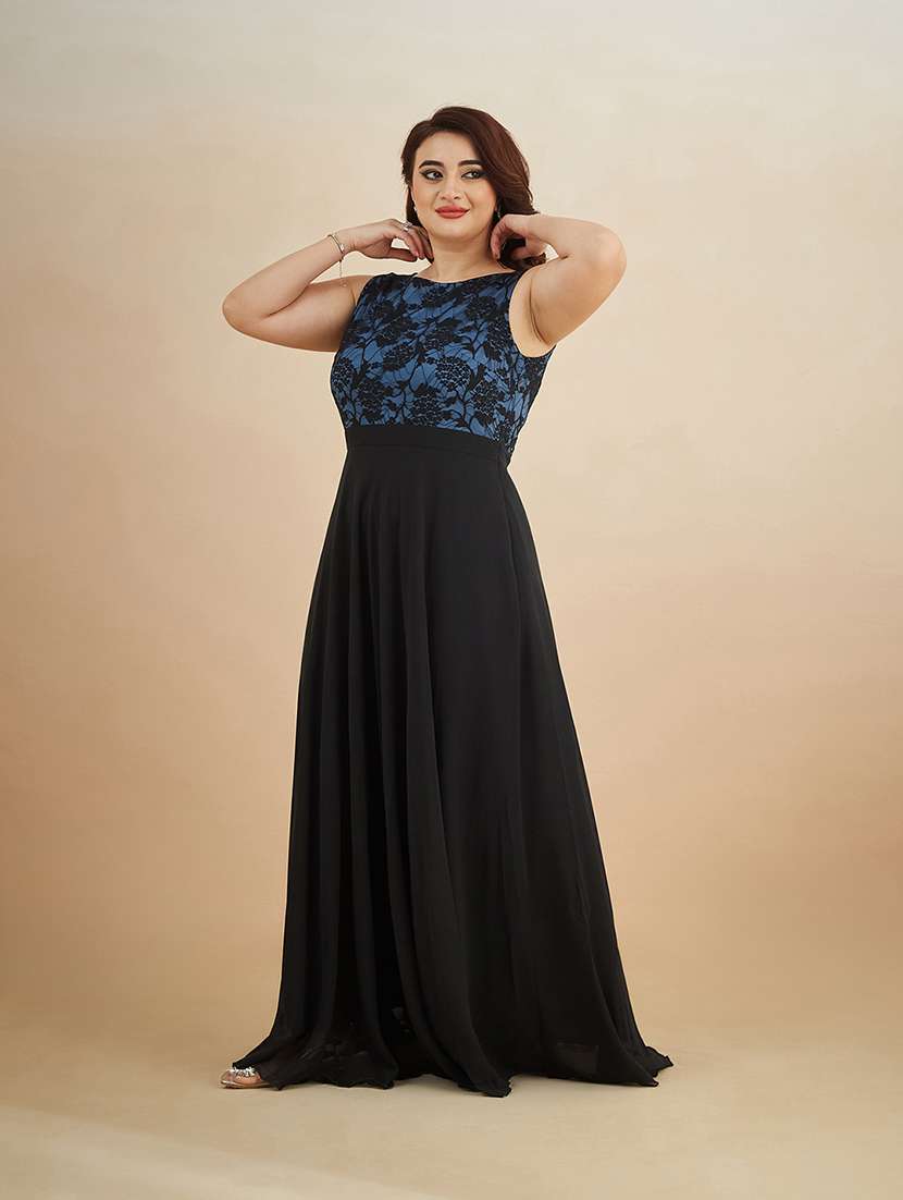 women self design sleeveless fit and flare dress 