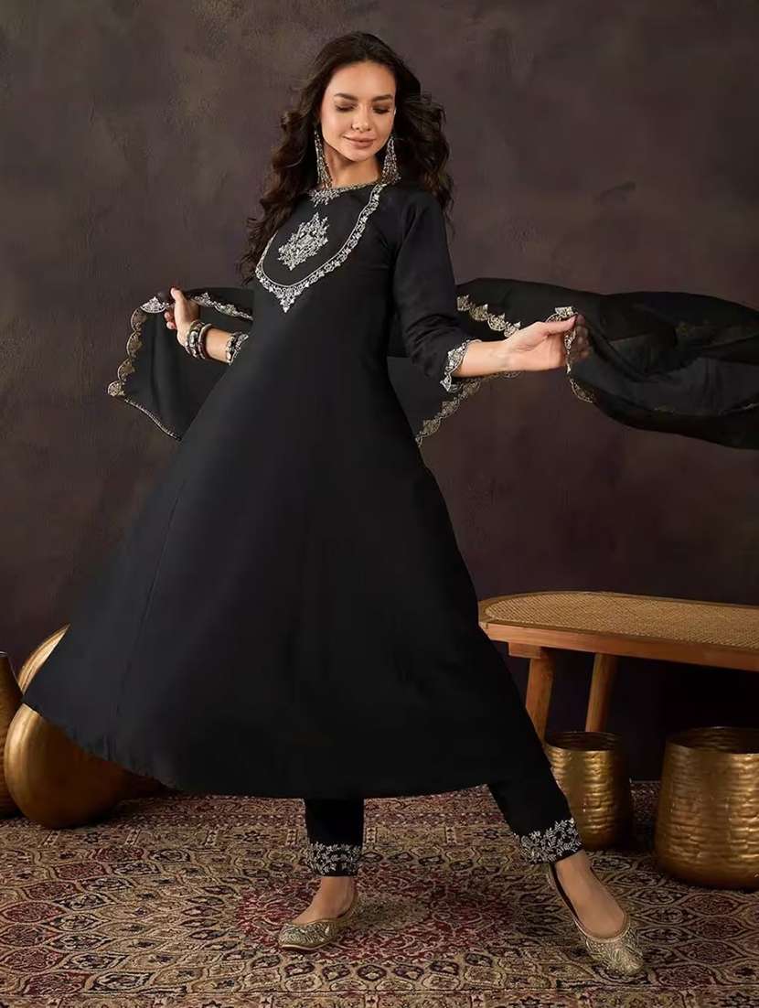 women embroidered three quarter sleeve kurta pant with dupatta set - 22511757 -  Standard Image - 2