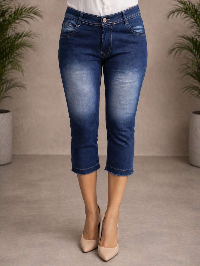 women washed mid rise regular capri