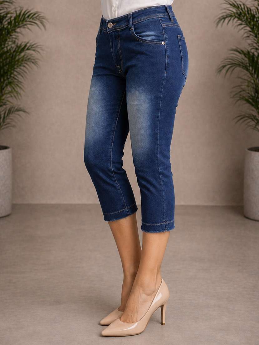 women washed mid rise regular capri - 22511942 -  Standard Image - 2
