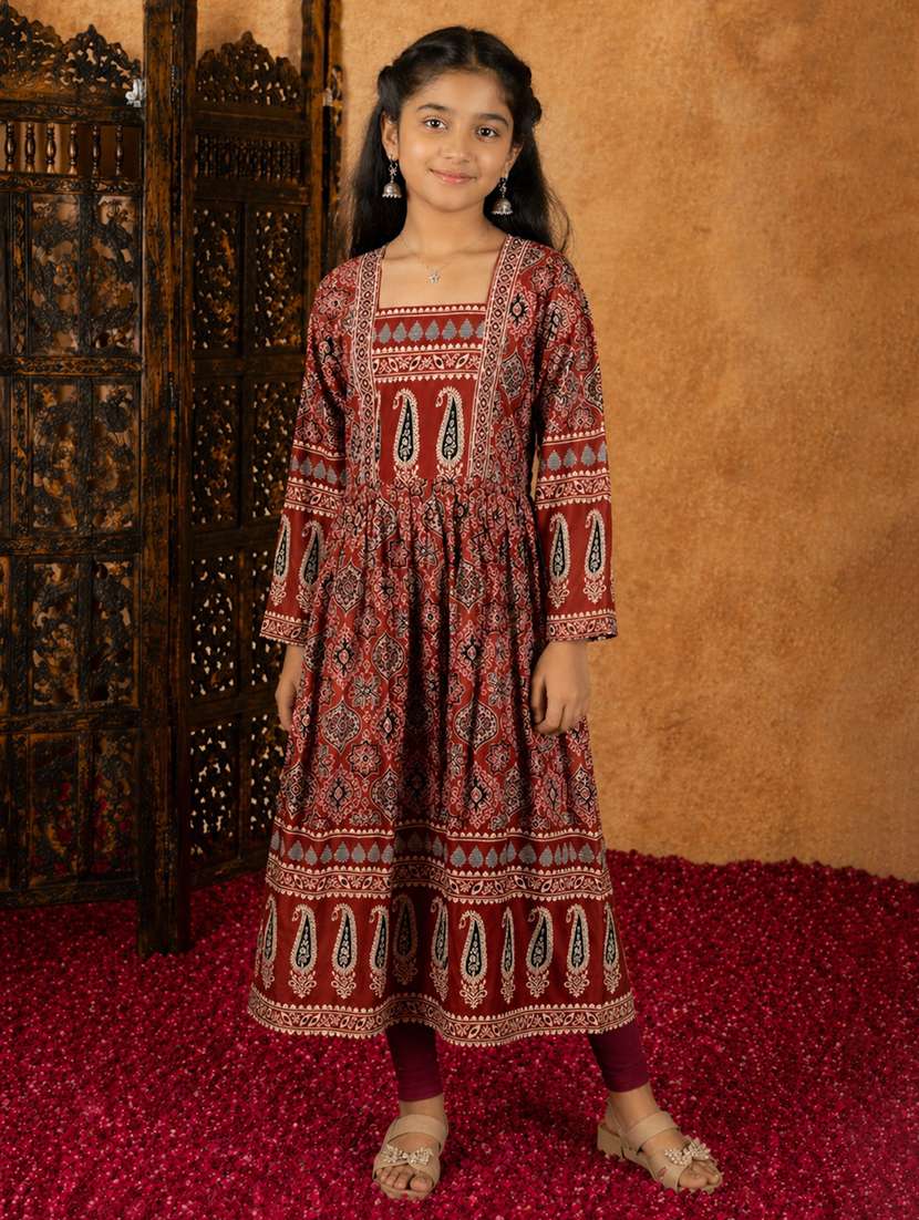 girls printed long sleeves flared kurta - 22511946 -  Standard Image - 2