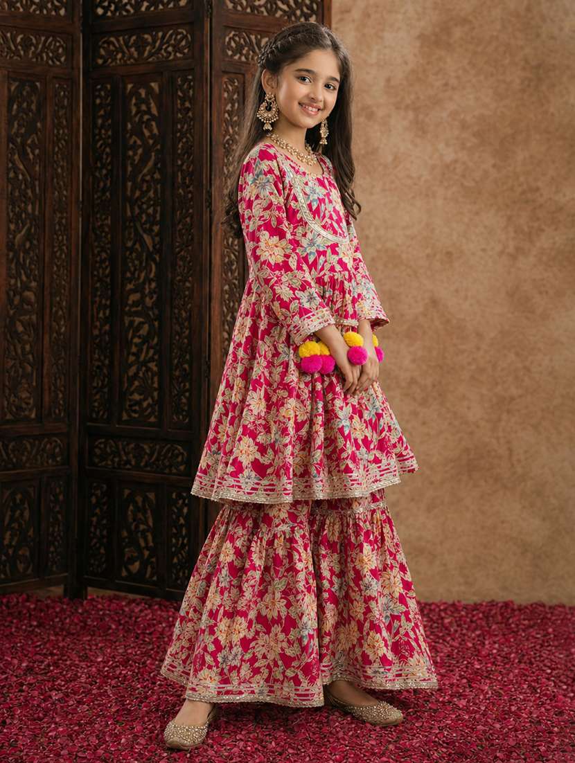 Girls Printed Three Quarter Sleeves Kurta And Sharara Suit Set - 22511985 -  Standard Image - 2