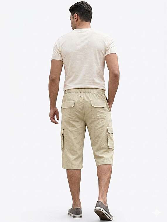 men solid mid rise regular fit three fourth cargo shorts - 22512080 -  Standard Image - 2