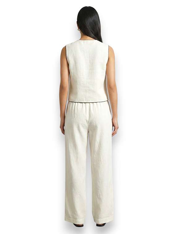 women solid sleeveless top and trouser co-ord set - 22512474 -  Standard Image - 2