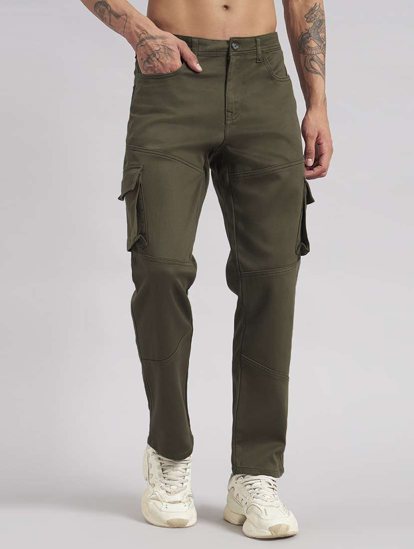 men solid mid rise regular fit cargo 