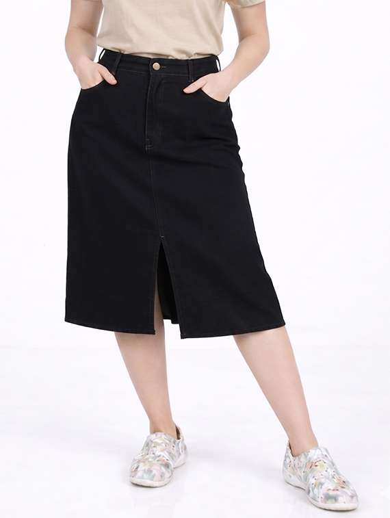 women solid high rise denim skirt
