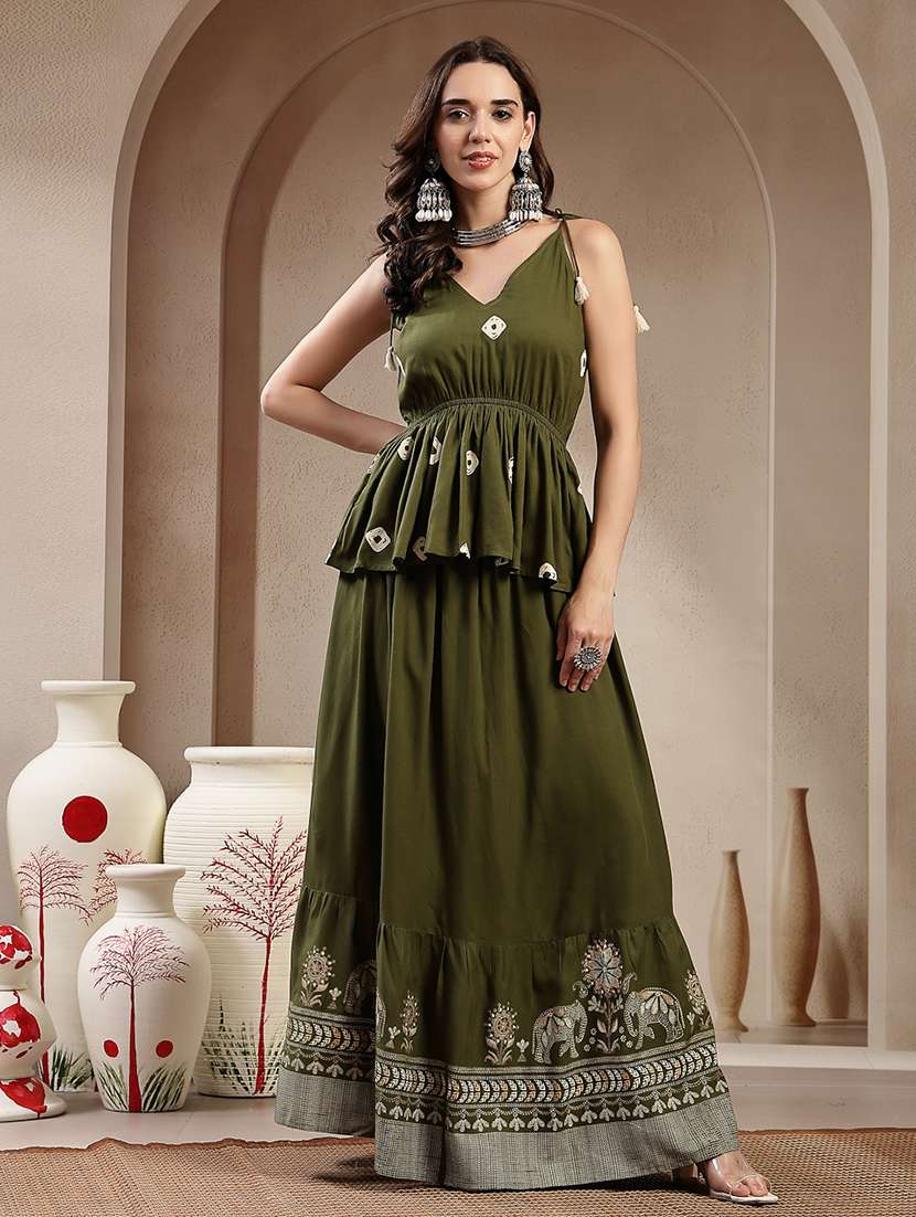 women printed sleeveless top and skirt set - 22512972 -  Standard Image - 2