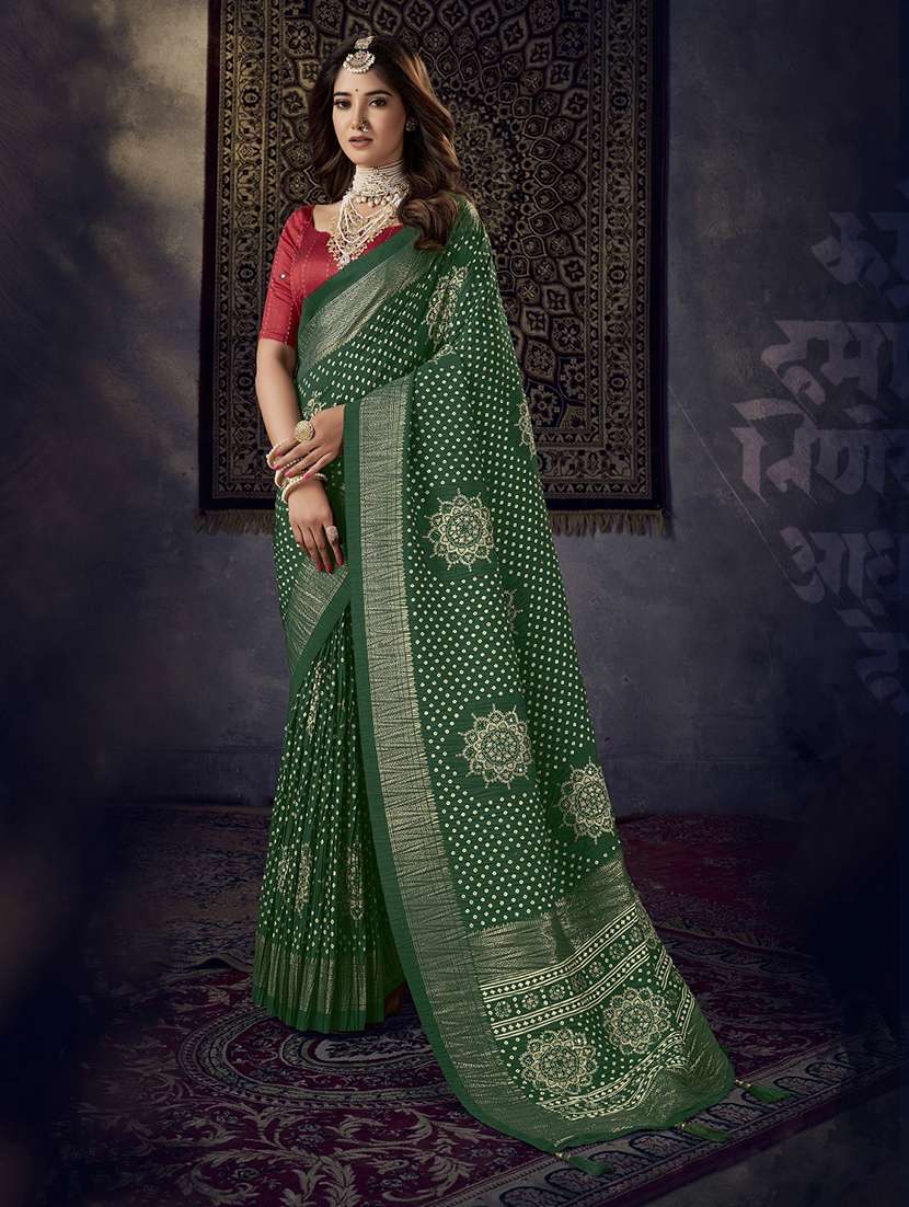 women bandhani printed saree